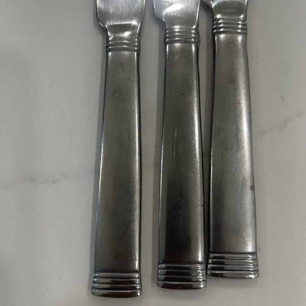 Vtg Wallace NAPOLI-FROST‎ Stainless 18/10 Set of 3 Flatware 8.5” Dinner Knives